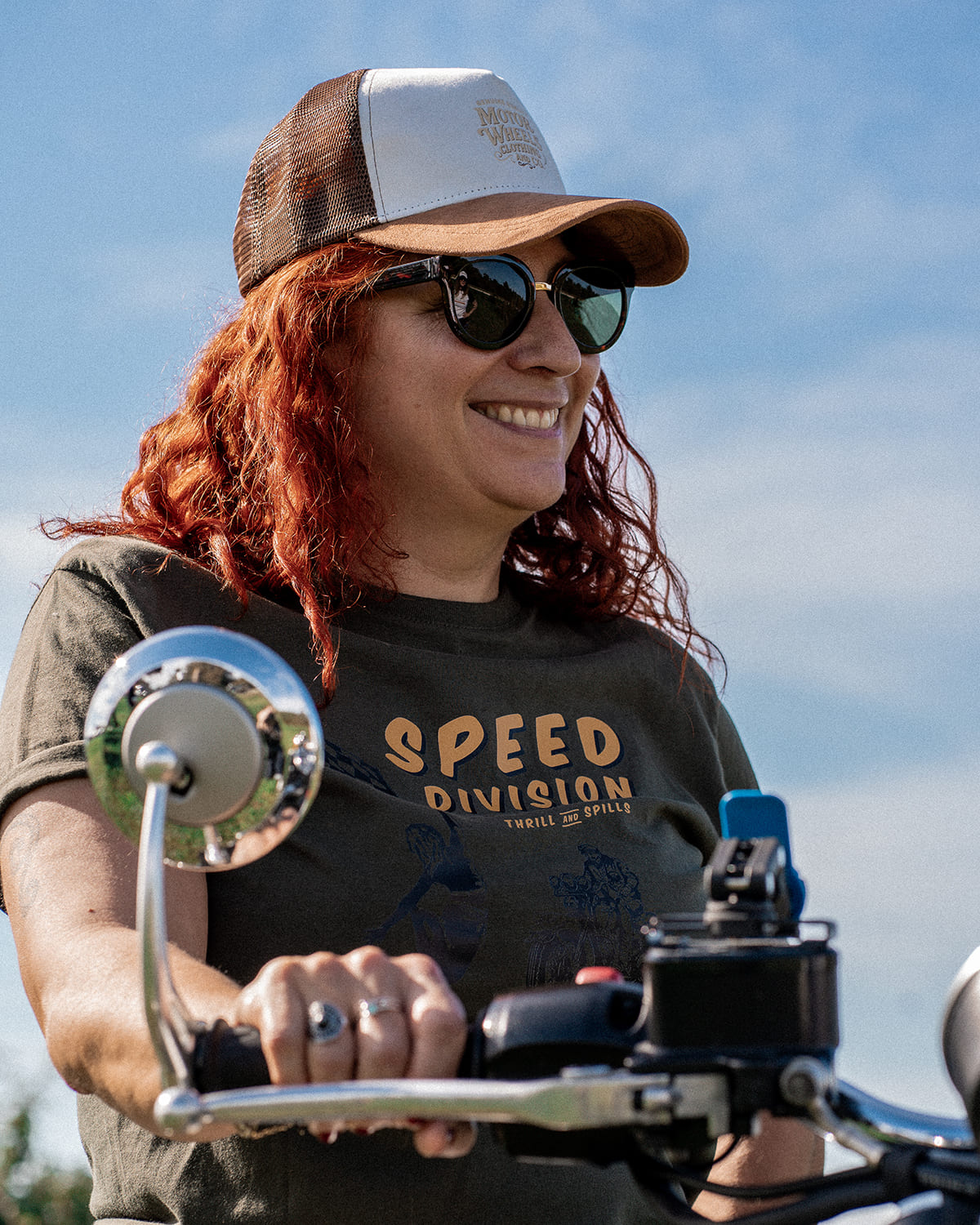 T-shirt "Speed Division" en beige et kaki, édition limitée, style racing vintage, Motor Wheels Clothing