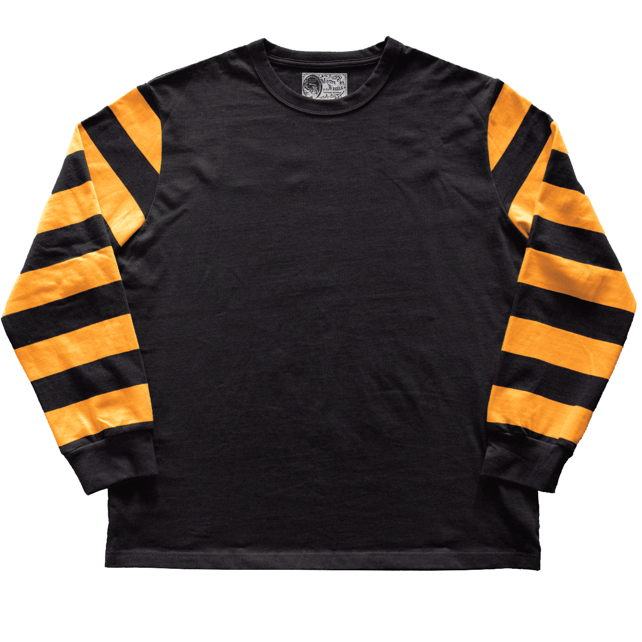 Jersey noir Motor & Wheels “Pit Crew” à manches rayées jaunes et noires, style racing vintage.