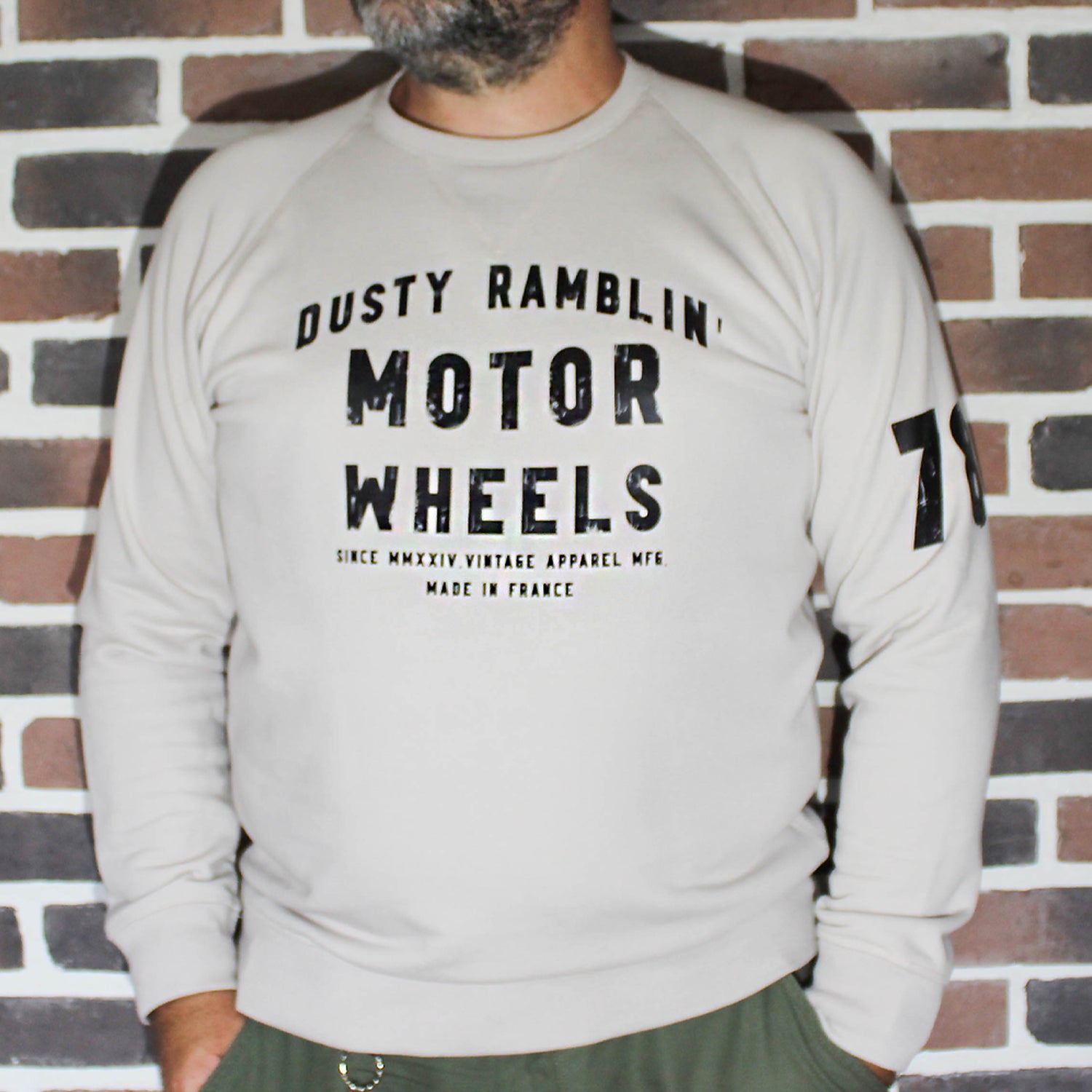 Sweatshirt "Dusty Ramblin’" en molleton gratté, inspiration road trip désert, Motor Wheels Clothing