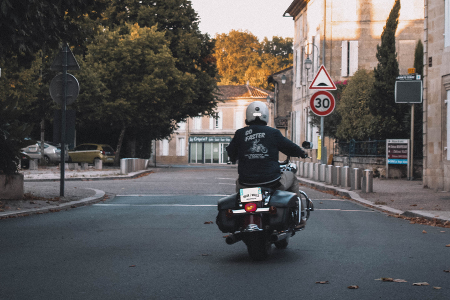 Veste coach "Go Faster" Motor Wheels avec illustration motard au dos